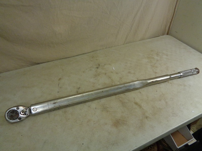 lot 64 image: Proto 34 Inch Torque Wrench