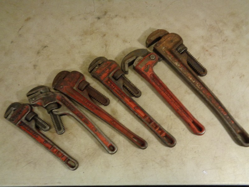 lot 66 image: 6 Assorted Pipe Wrenches