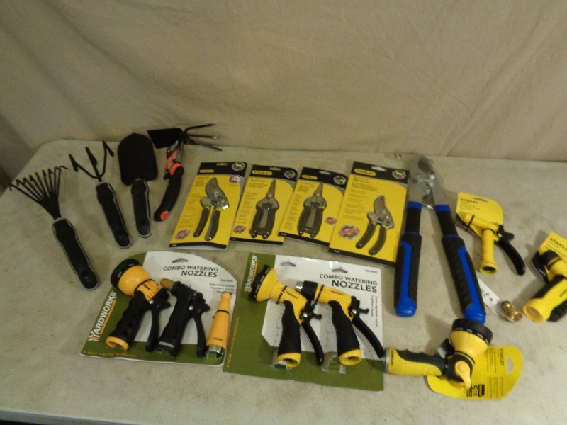 lot 79 image: New Lawn and Garden Tools