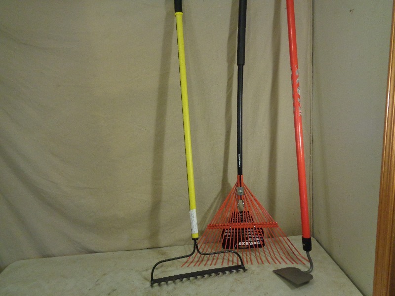 lot 84 image: 2 New Rakes and Garden Hoe