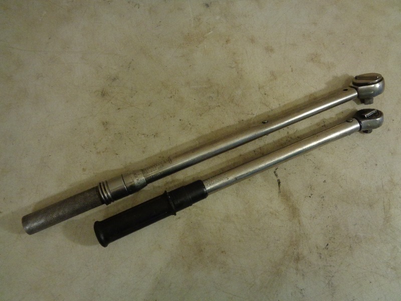 lot 110 image: 12 and 38 Inch Torque Wrenches