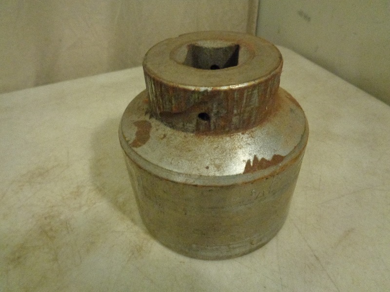 lot 120 image: Wright 3 18 inch Socket - 1 inch drive