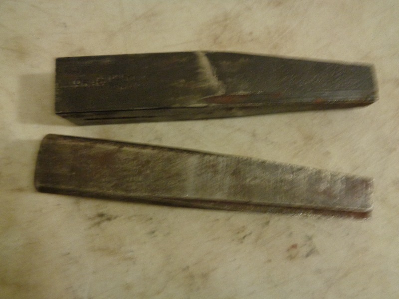 lot 129 image: 2 Large Easy Outs