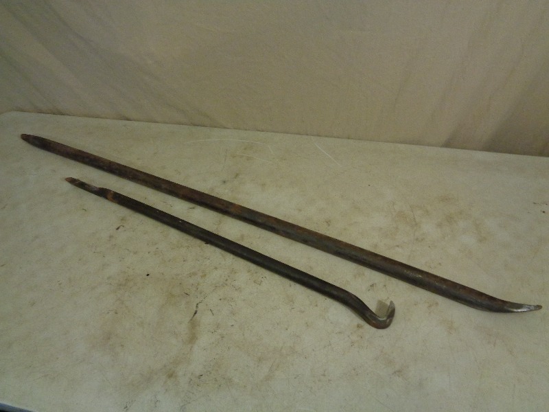 lot 132 image: 2 Large Pry Bars