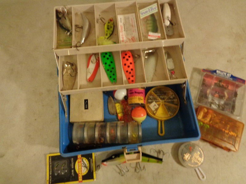 lot 176 image: Tacklebox with Tackle
