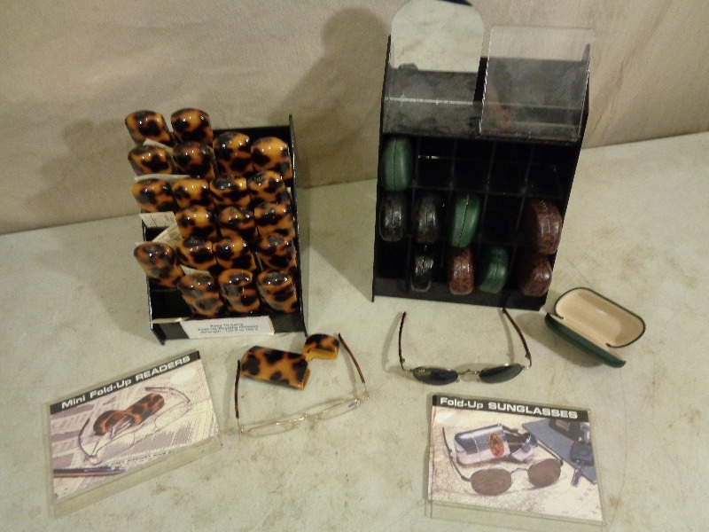 lot 209 image: New Reading Glasses in Cases