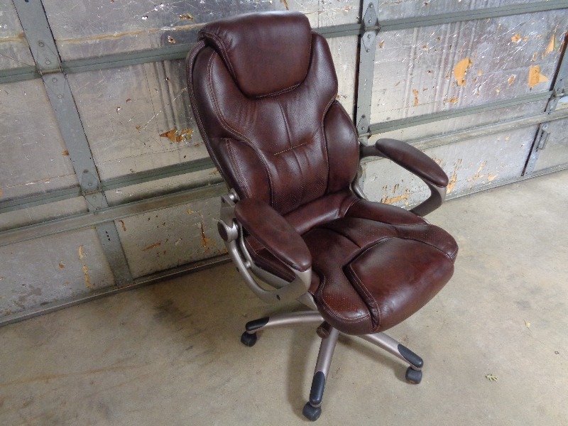 lot 188 image: Lane Office Chair
