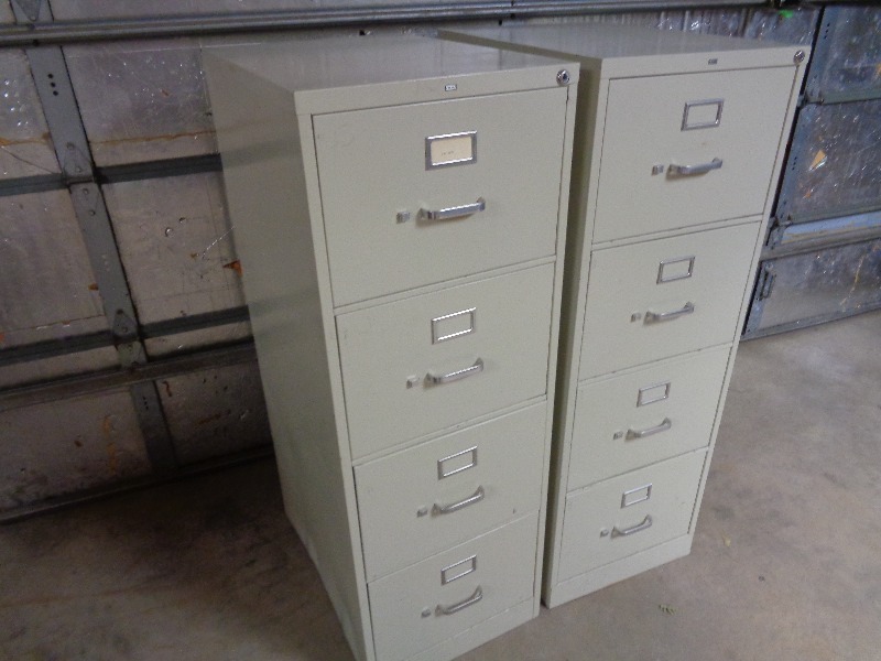 lot 190 image: 2 Hon 4 Drawer Legal File Cabinets