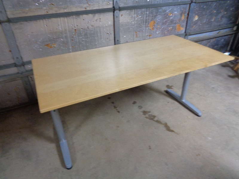 lot 196 image: Nice Sturdy Ikea Office Table