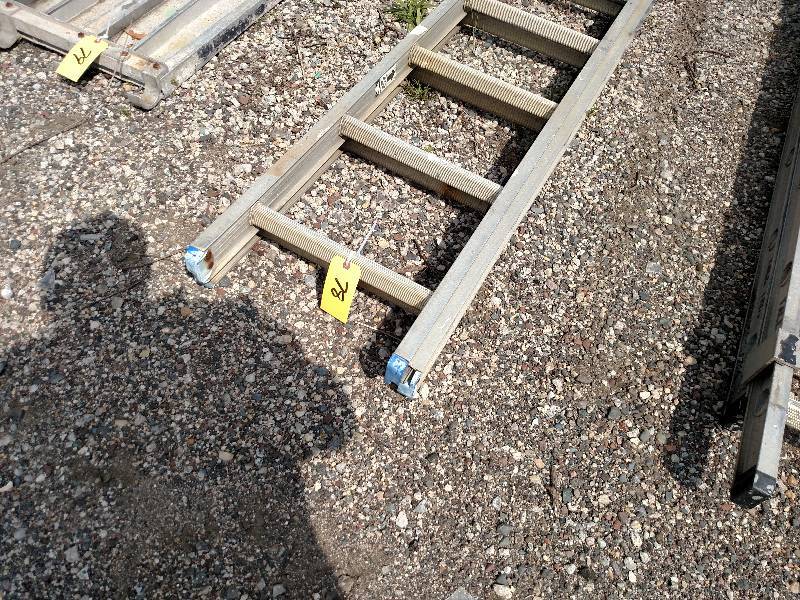 Werner 28 Aluminum Extension Ladde...