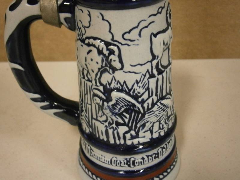 Collectors Stein Large Avon #293476 1976