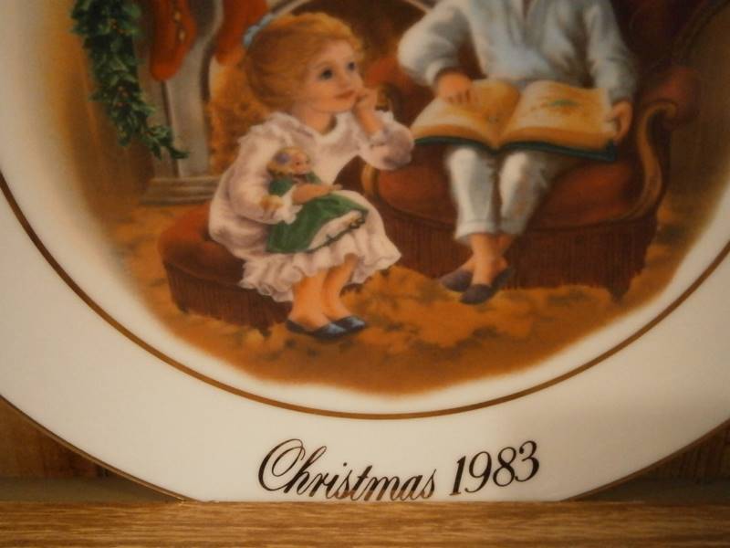 Avon Christmas Plate 1983