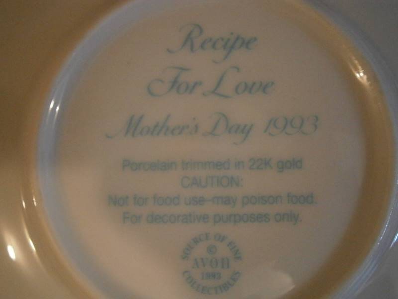 Mothers Day Plate Avon 1993