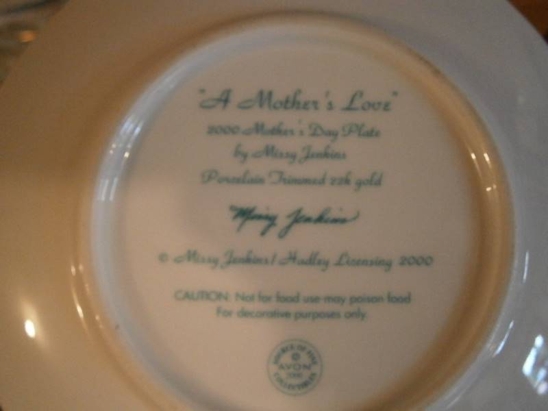 Mothers Day Plate Avon 2000