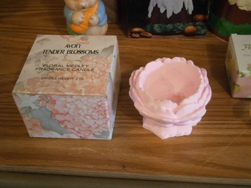 (7) Avon Candles