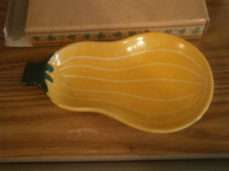 (4) Avon Home Decor