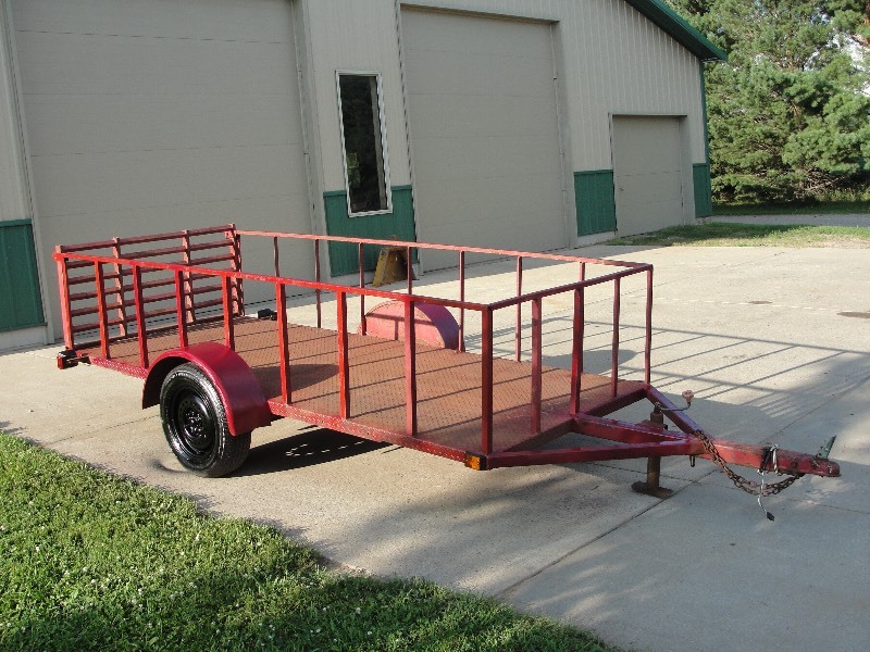 lot 4 image: Utility Trailer