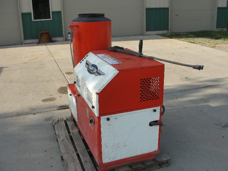 lot 3 image: Alkta Pressure Washer