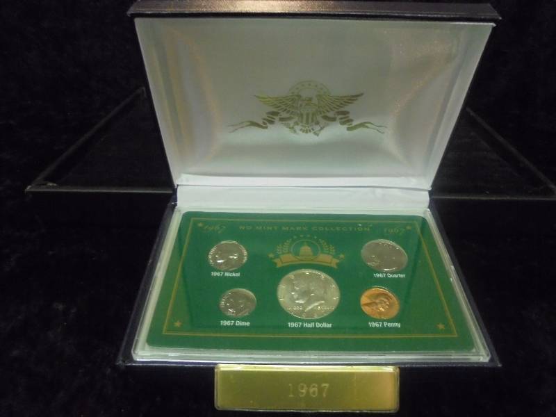 1967 No Mint Mark Coin Collection in Case