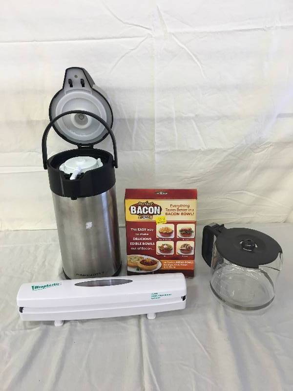 lot 15 image: Oggi 102-Ounce Pumpmaster with Stainless Steel Liner, Push Action Pump and Safety Lock,bacon bowl,wraptastic