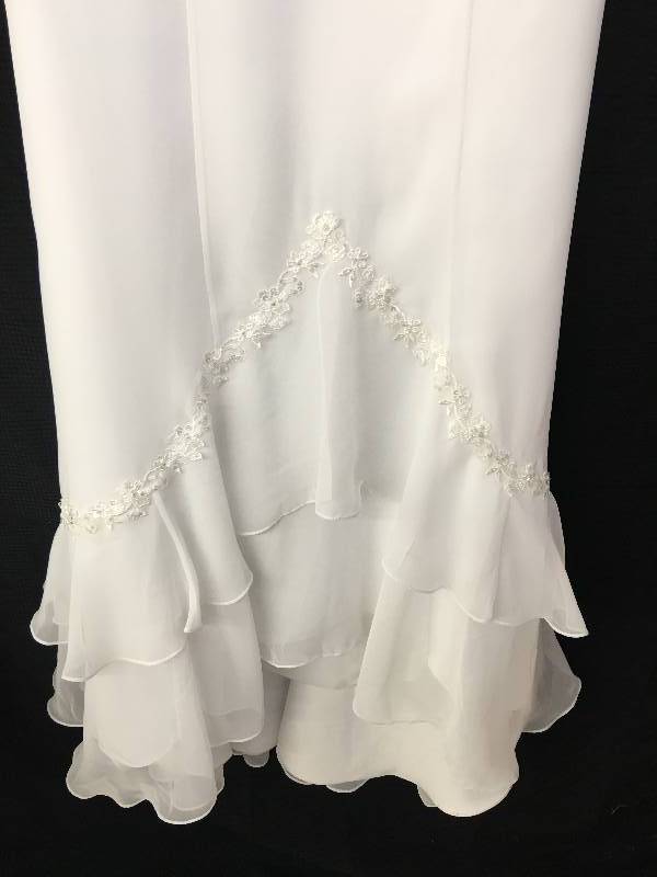 lot 96 image: size 10 wedding dress retail $458