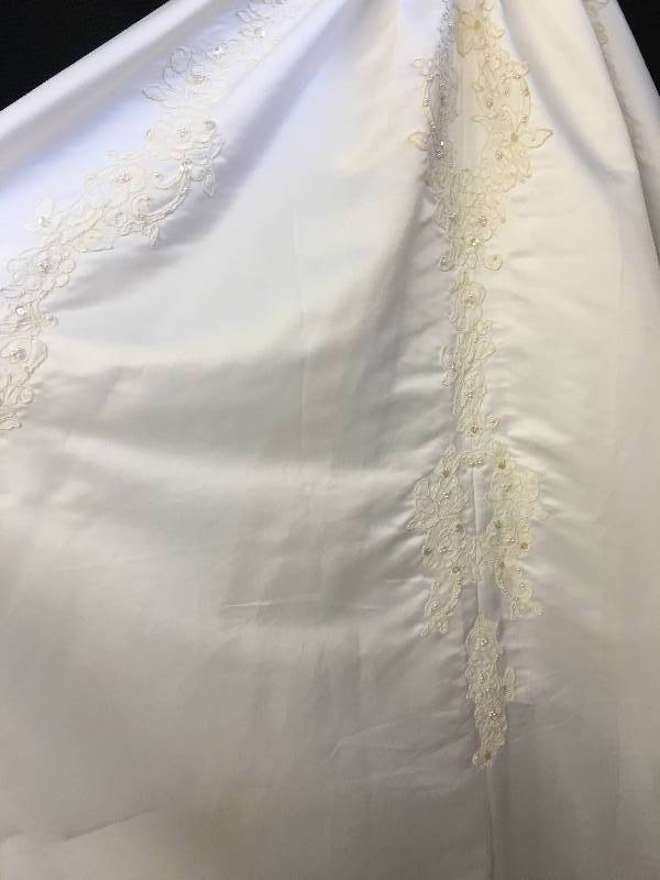 lot 108 image: size 29 davids briadal wedding dress