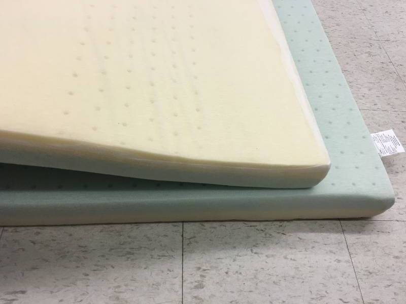 lot 110 image: 3 brookestone twin mattress topper