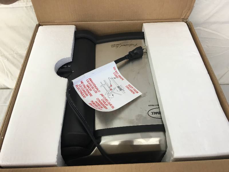 lot 112 image: Butterball Indoor Electric Turkey Fryer  - Turkeys up to 20 lbs