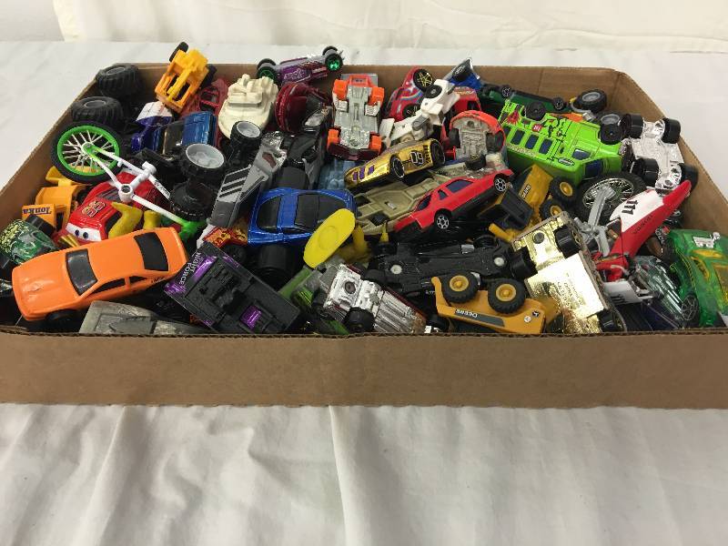 lot 114 image: assorted toy cars