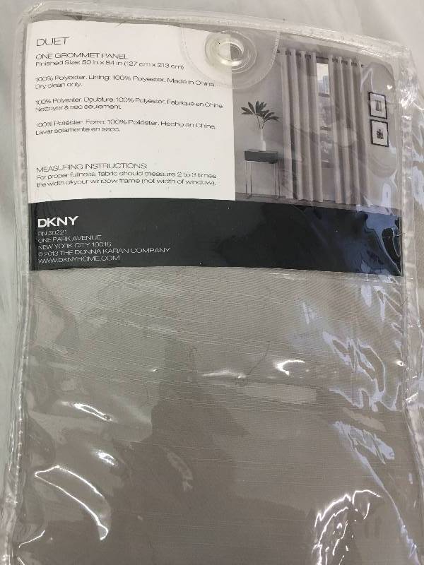 lot 125 image: DKNY grommet panel and other assorted items