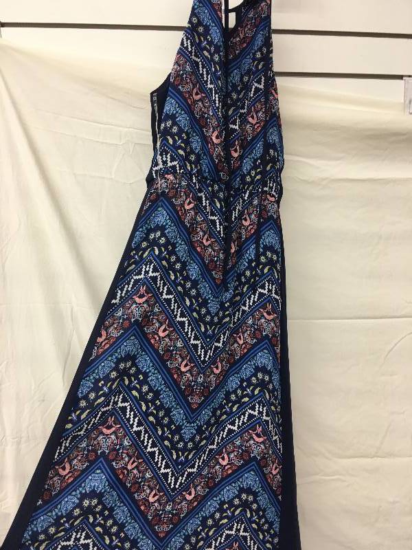 lot 145 image: size L maurices maxi dress