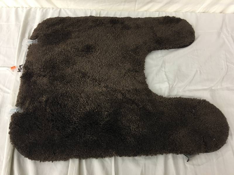 lot 153 image: 2 rugs