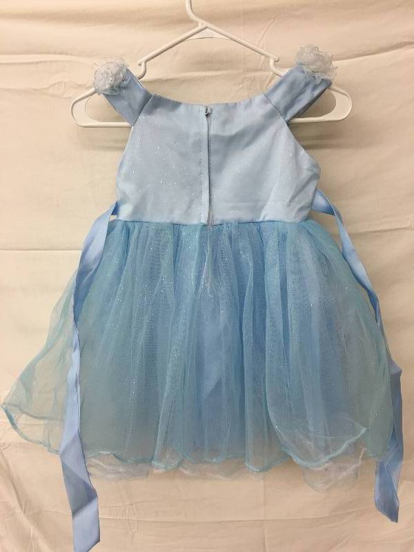 lot 212 image: blue girls cinderella dress size 6