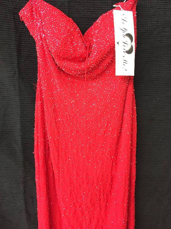 lot 224 image: do you love me size 8 red dress