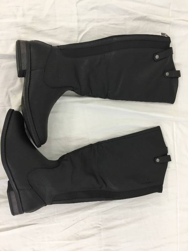 lot 232 image: maurices black boots size 8.5