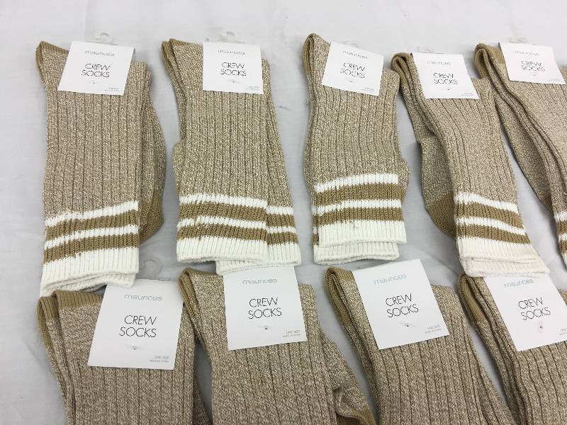 lot 297 image: 11 pairs of soft maurices socks