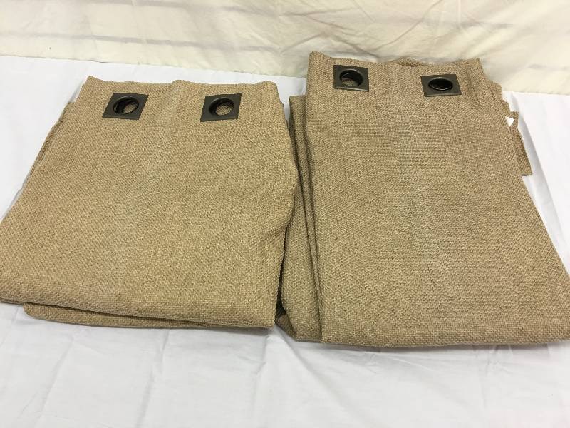 lot 352 image: 2 blackout curtains