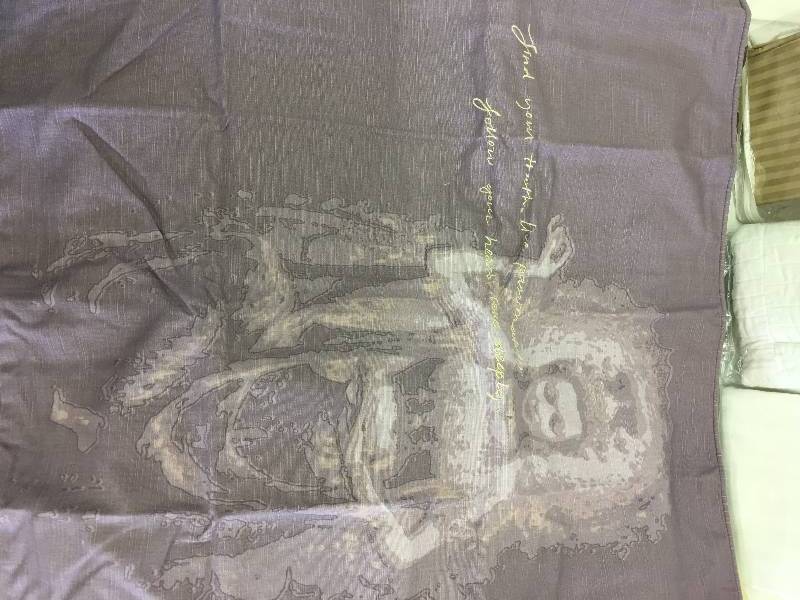 lot 418 image: bed skirt shams  and sheets
