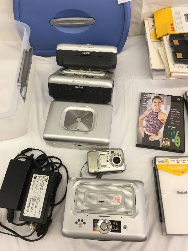 lot 487 image: large lot of kodak printers and camera