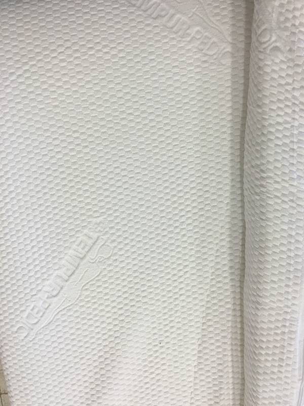 lot 542 image: 3memory foam topper 80x76