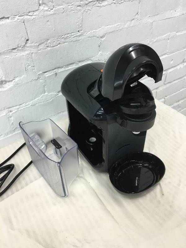 lot 549 image: bosch coffee machine