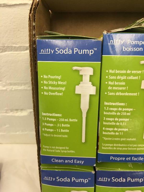 lot 560 image: 15 nifty soda pump retail $7 each