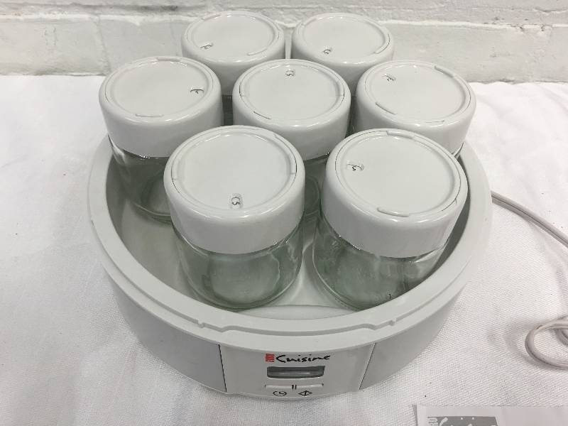 lot 522 image: euro cuisine digital automatic yogurt maker