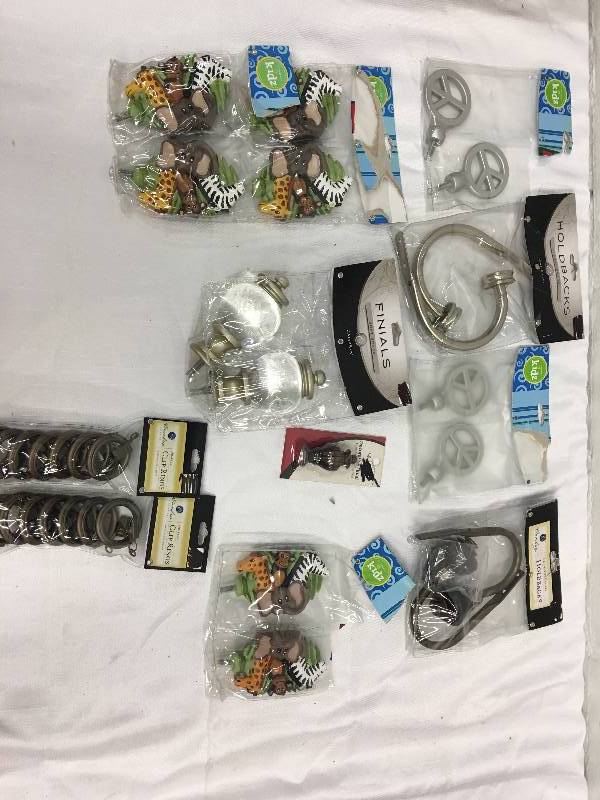 lot 523 image: clip rings and curtain rod ends