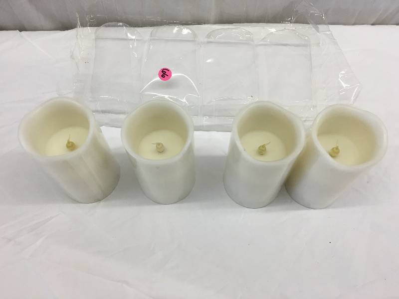 lot 566 image: 4  loft flameless candles