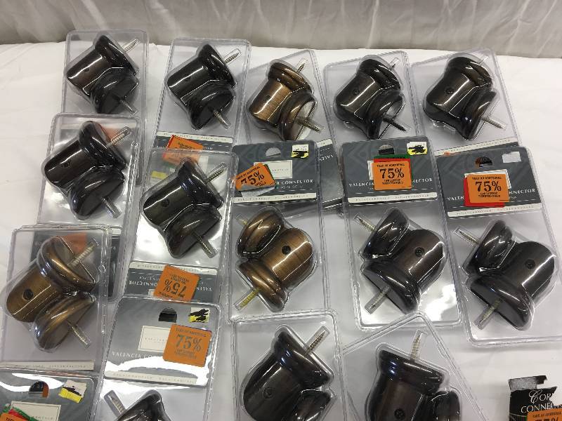 lot 567 image: valencia connectors