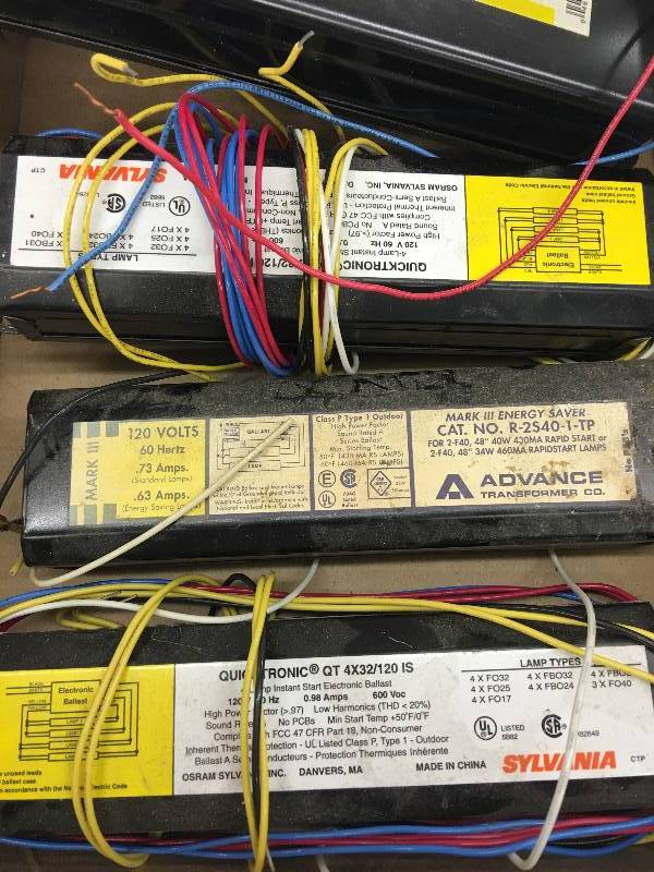 lot 611 image: fluorescent ballasts