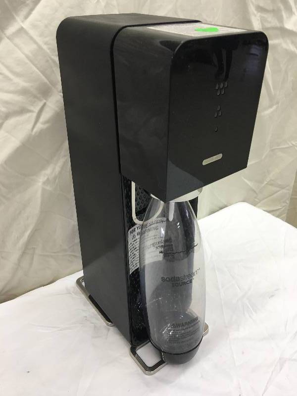 lot 632 image: soda stream with bottle