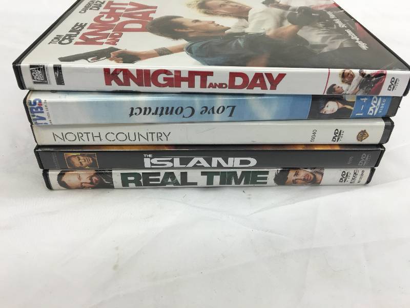 lot 676 image: lot of 5 dvds
