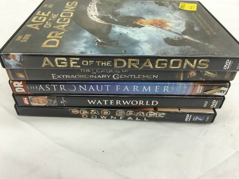 lot 688 image: lot of 5 dvds